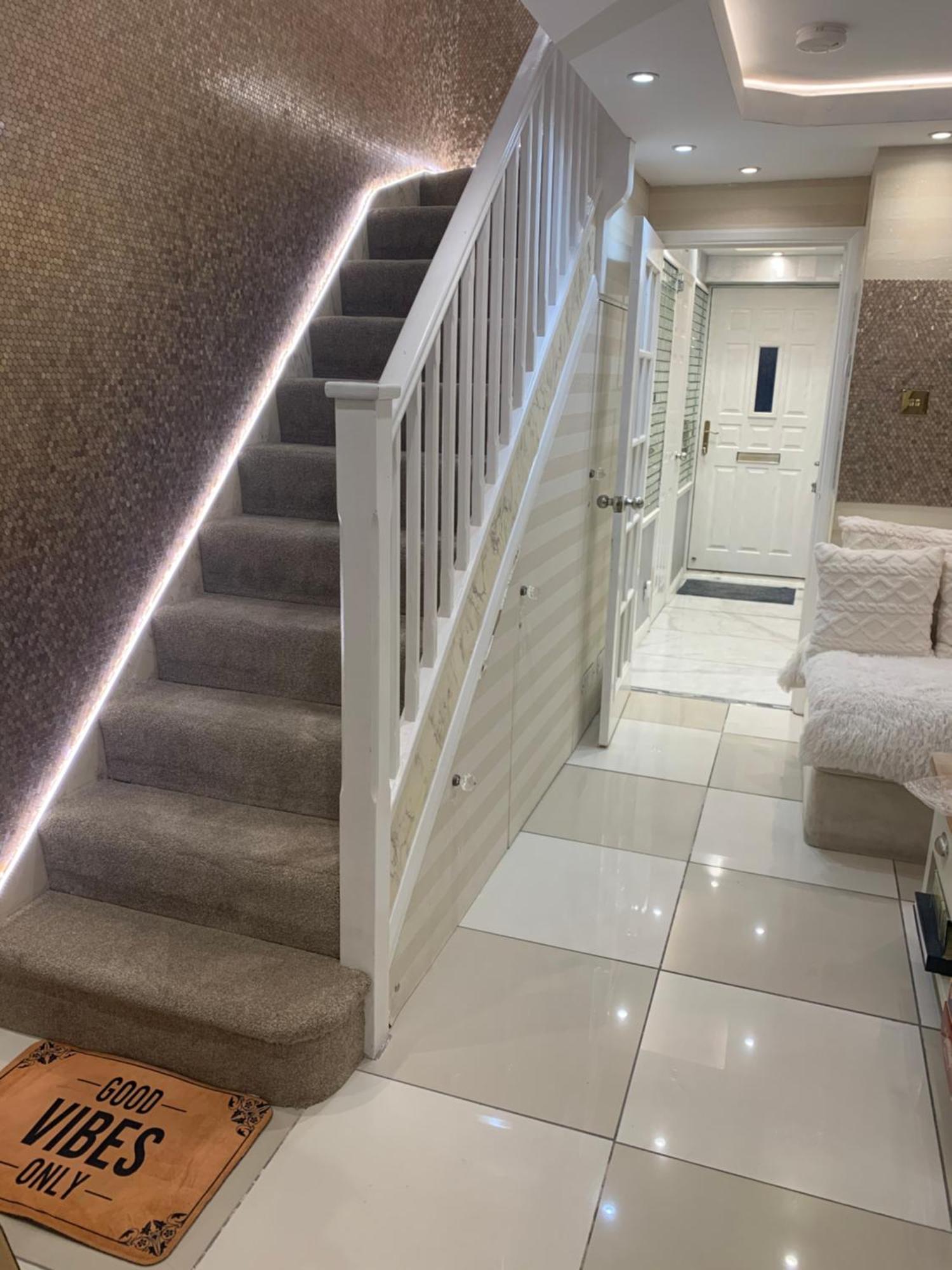 Air Conditioned Modern Double Bed Room With Private Attached Bathroom - Free Parking - Near London Heathrow Airport & Southall Broadway Екстер'єр фото